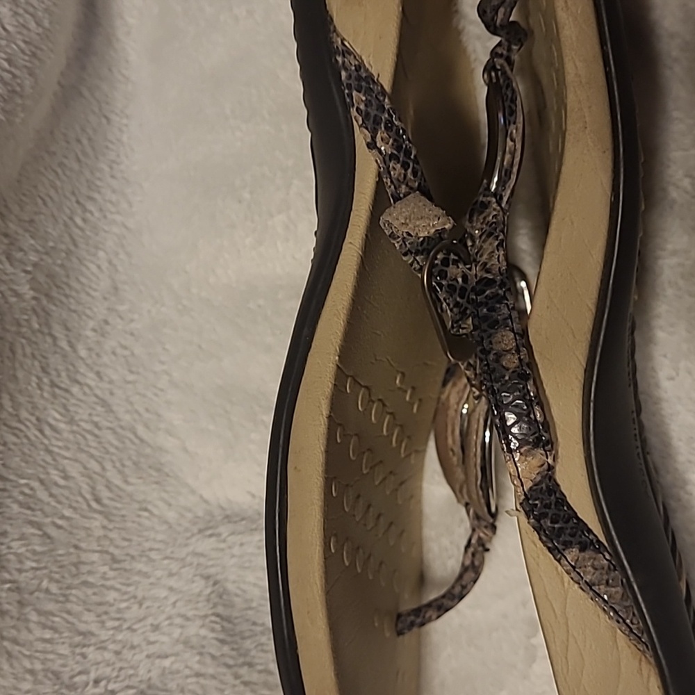 Vionic Sandals - image 6